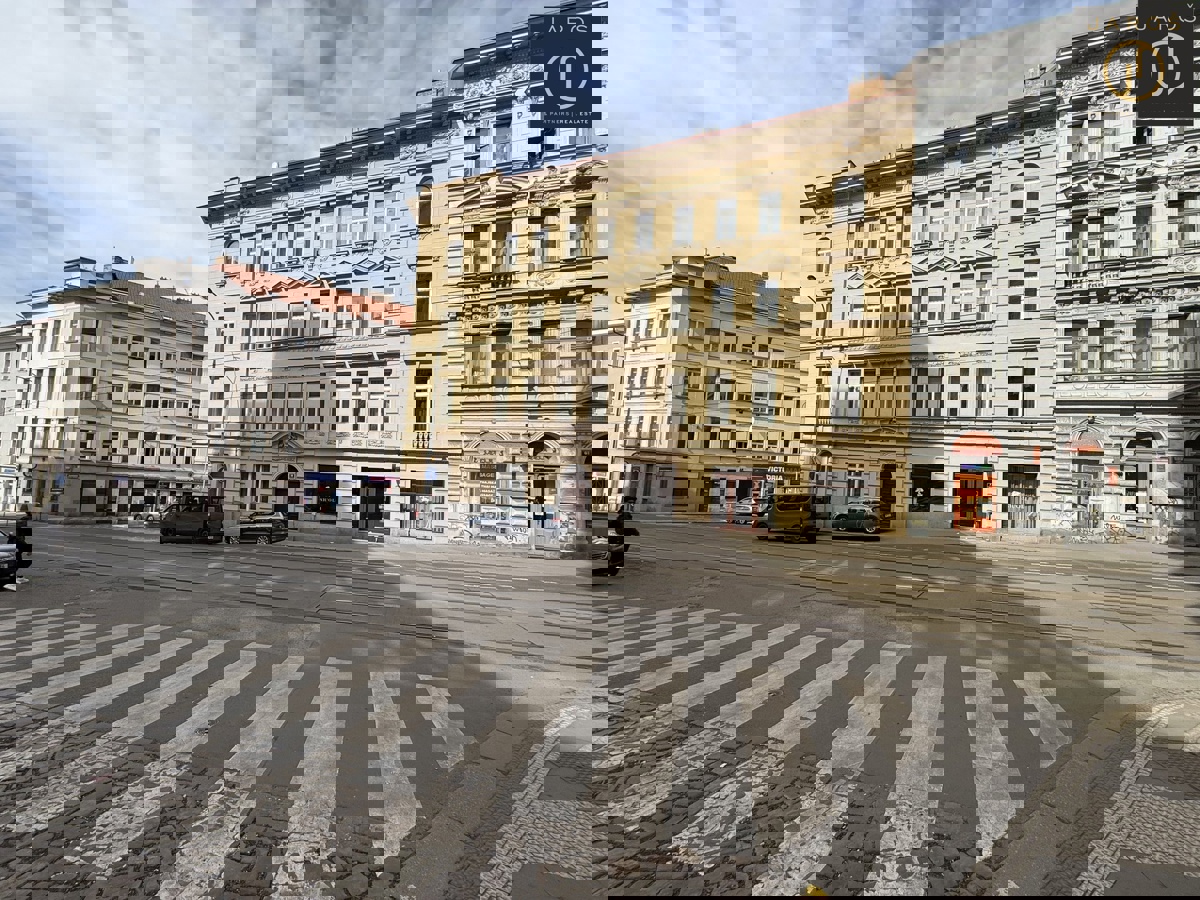 Pronájem bytu · 2+kk · 56 m²