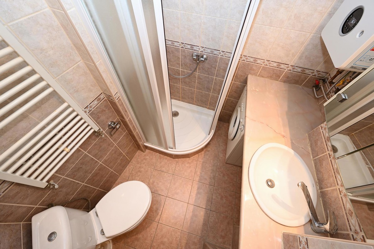 Pronájem bytu · 1+1 · 42 m²