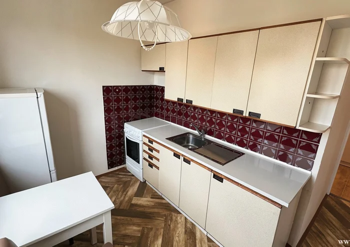 Căn hộ cho thuê · 2+1 · 56 m²