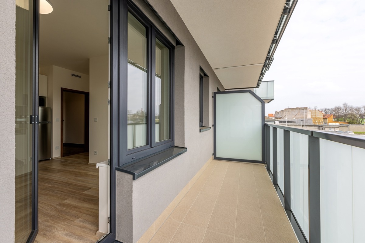Căn hộ cho thuê · 1+kk · 29 m²