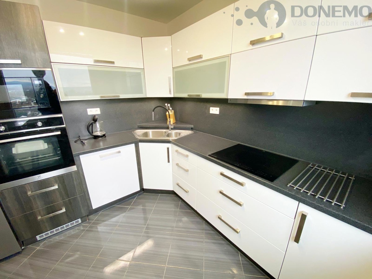 Pronájem bytu · 4+1 · 76 m²