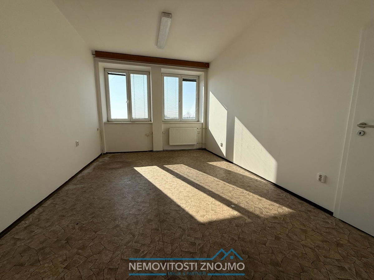 Pronájem komerční nemovitosti · Kancelář · 20 m²