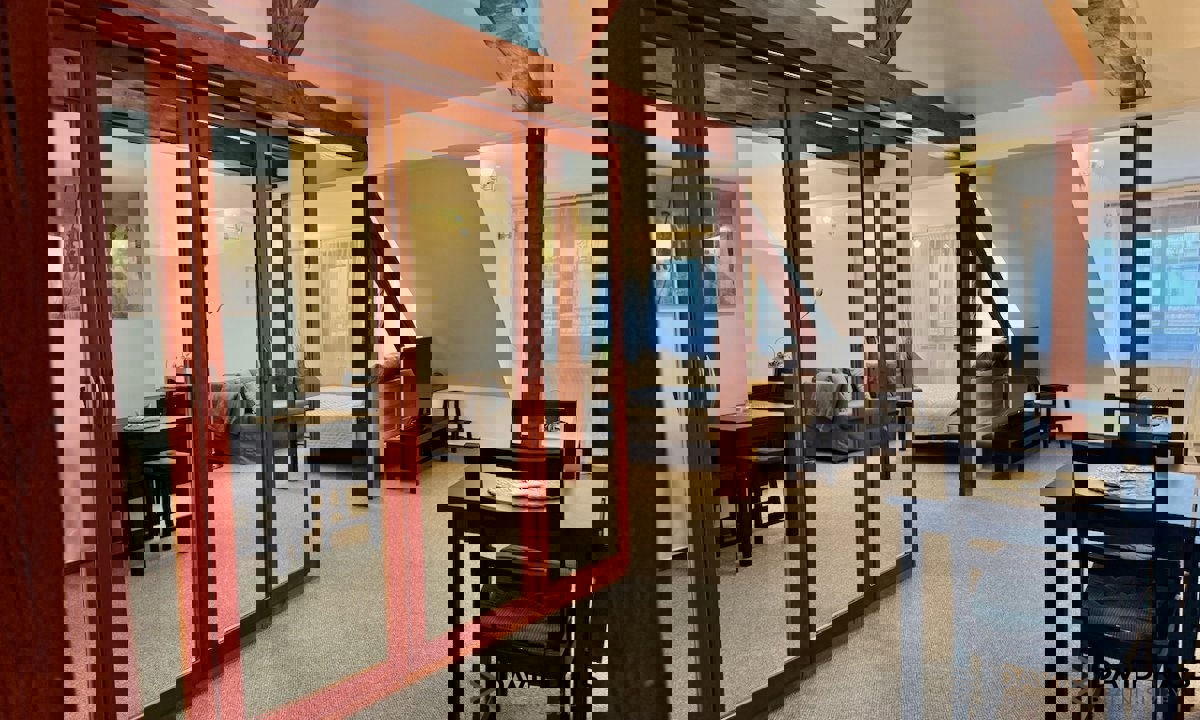 Pronájem bytu · 1+kk · 61 m²