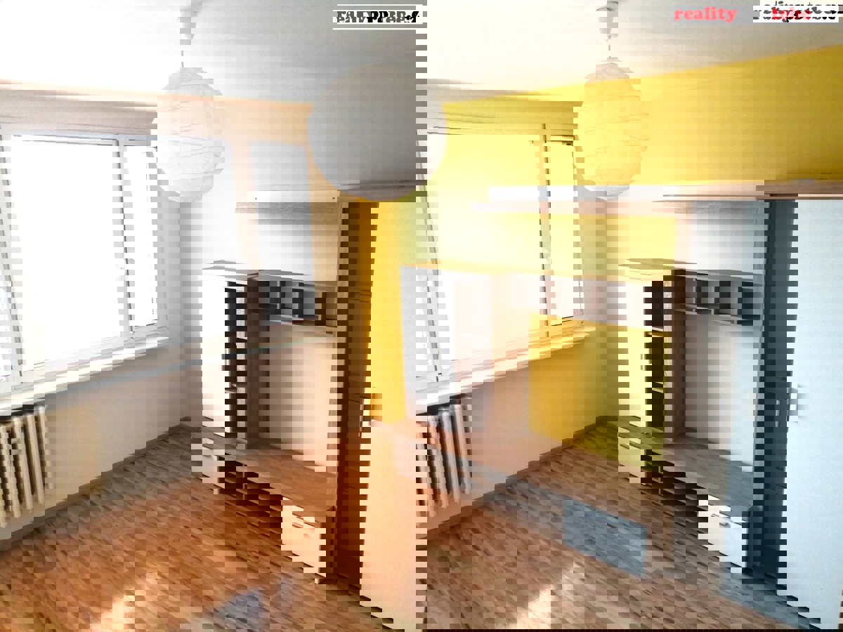 Pronájem bytu · 1+1 · 27 m²