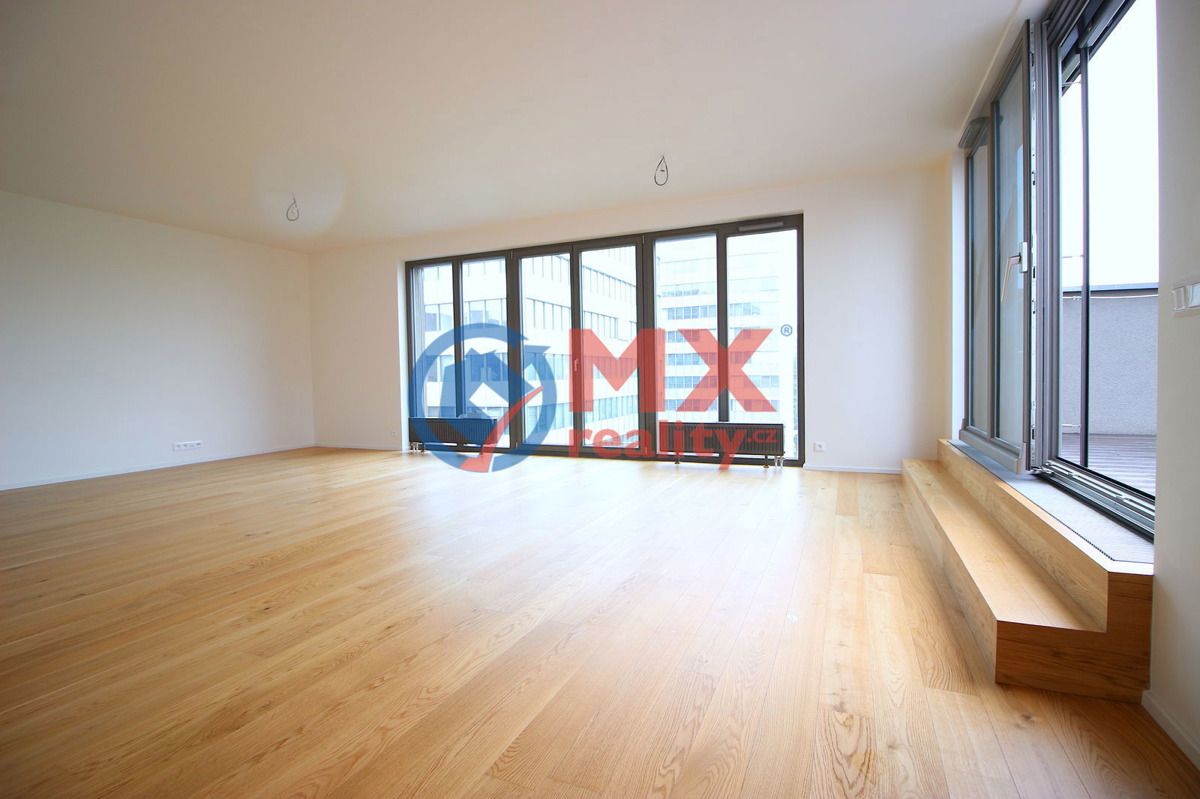 Apartment for sale · 5+kk · 302 m²