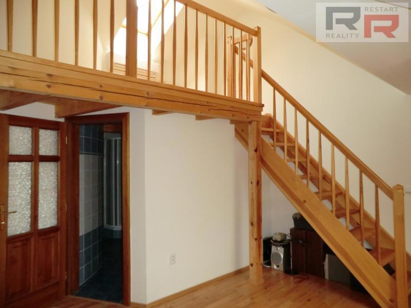 Pronájem bytu · 1+1 · 62 m²