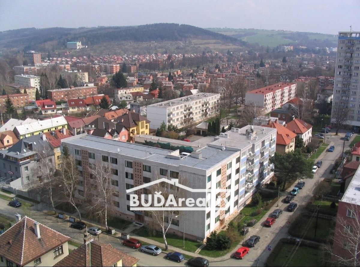 Продаж квартири · 3+kk · 65 m²