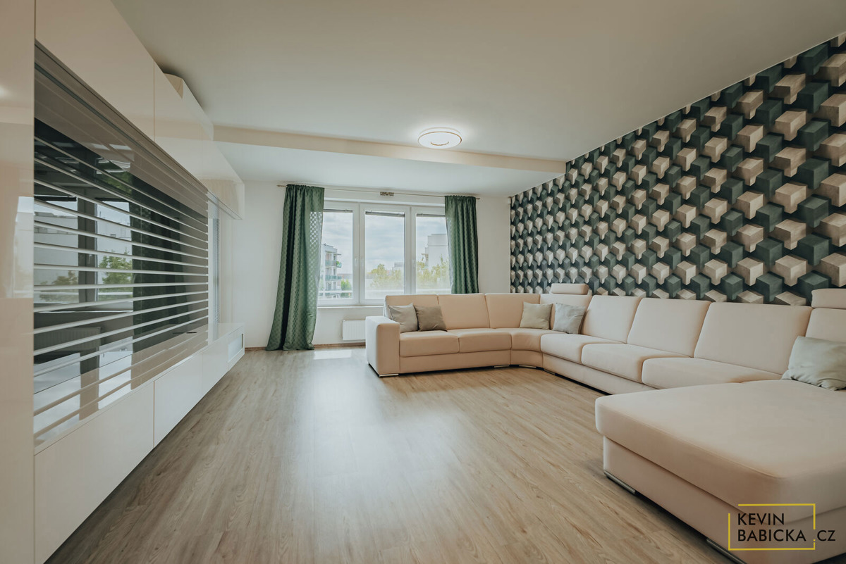 Pronájem bytu · 3+kk · 96 m²