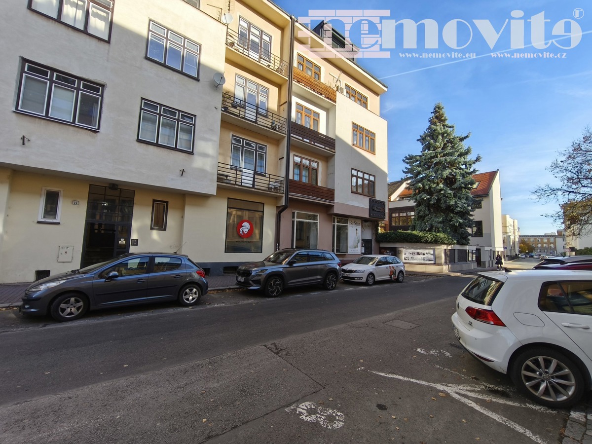 Оренда комерційної нерухомості · 73 m²