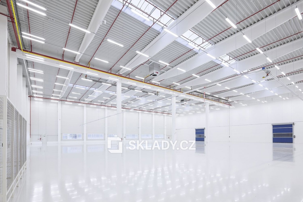 Fotografie 2 - Pronájem komerční nemovitosti · 2 599 m²