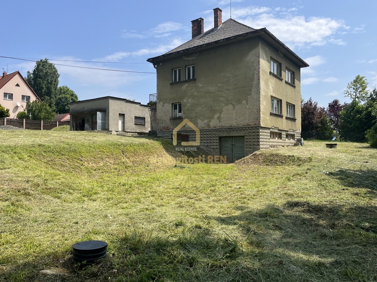 Fotografie 2 - Prodej domu · Rodinný · 352 m² · 5 pokojů
