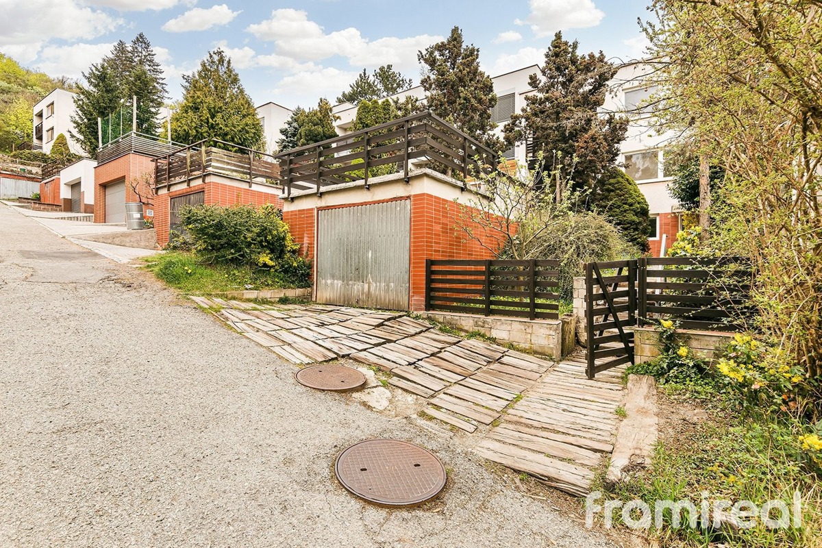 House for sale · Family house · 198 m² · 5 rooms