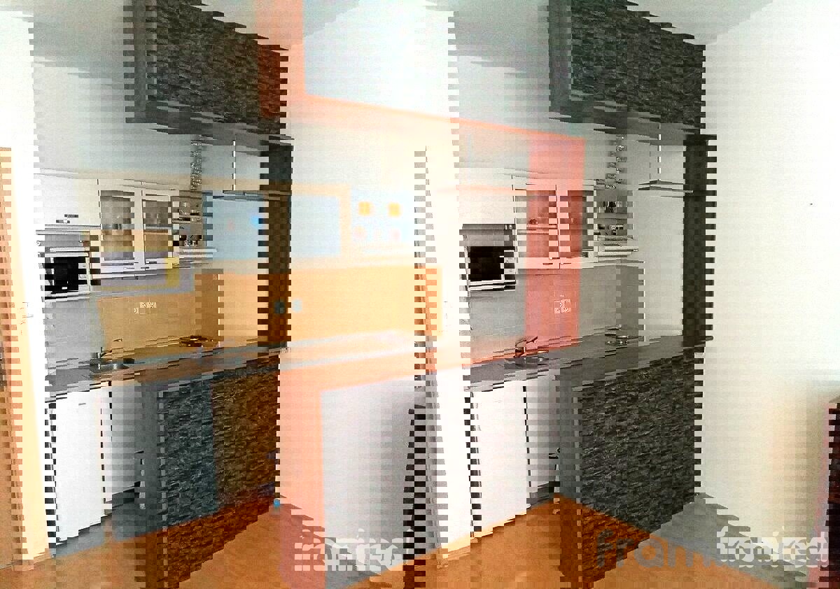 Pronájem bytu · 1+kk · 40 m²