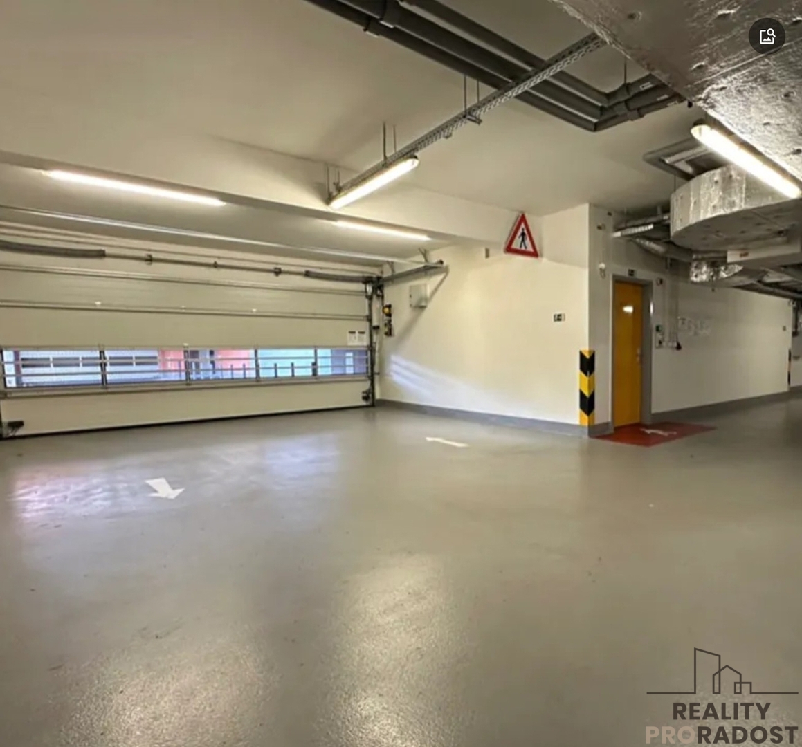 Оренда гаража · 16 m²