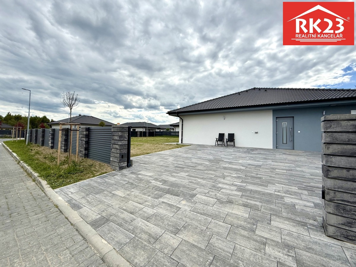 Nhà bán · 150 m² · 3 phòng