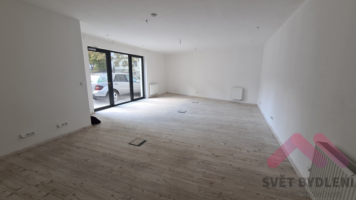 Bất động sản thương mại cho thuê · 58 m²