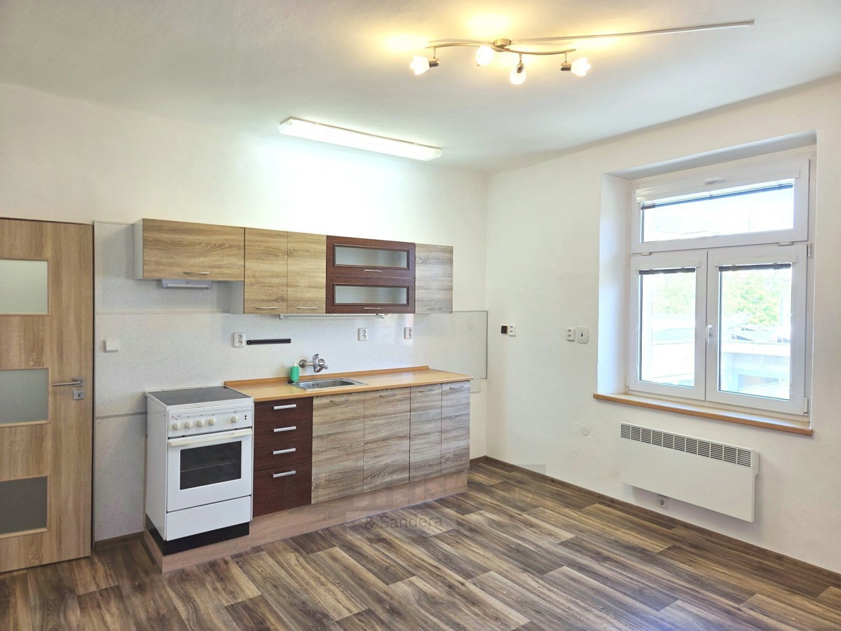 Căn hộ cho thuê · 2+kk · 51 m²