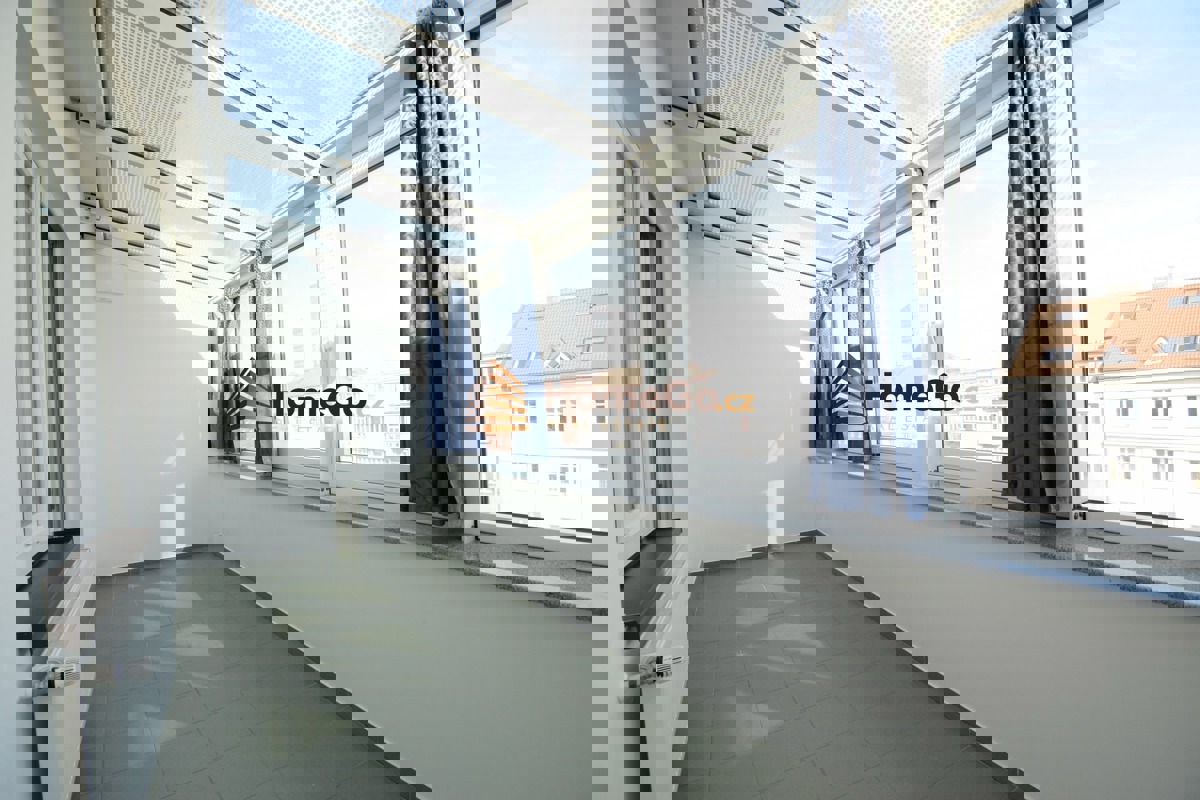 Аренда квартиры · 2+kk · 47 m²