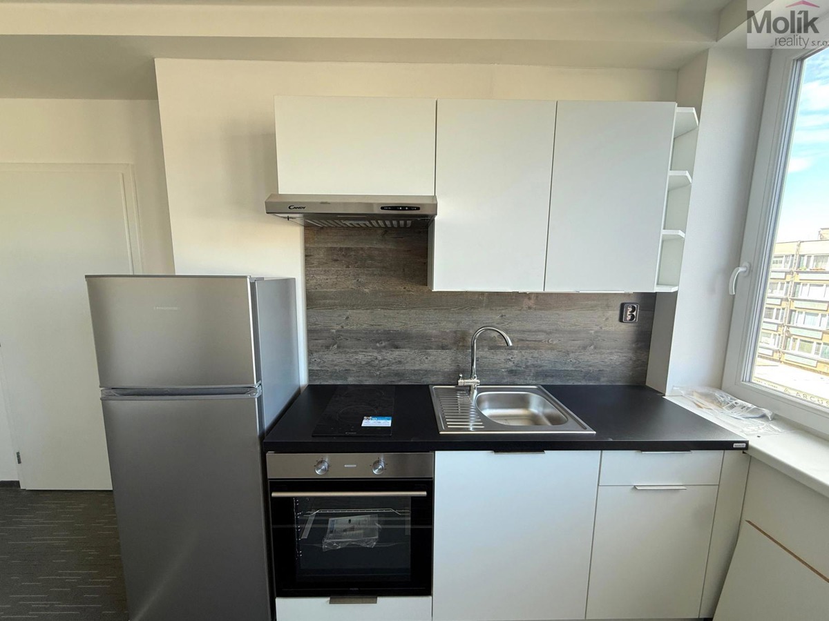 Pronájem bytu · 1+kk · 34 m²