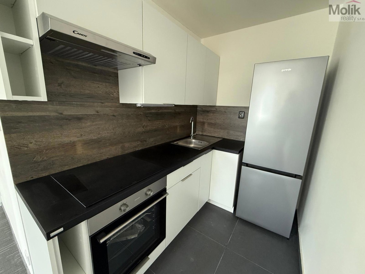 Pronájem bytu · 2+kk · 50 m²