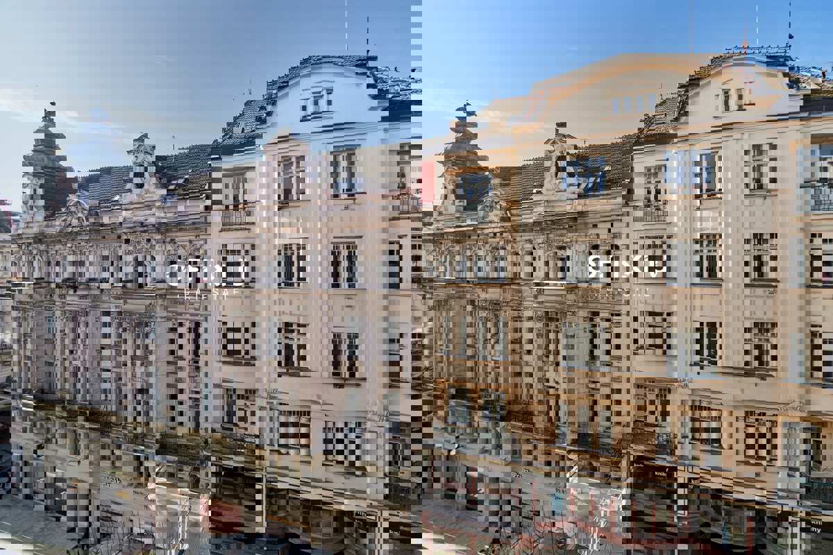 Pronájem bytu · 3+kk · 80 m²