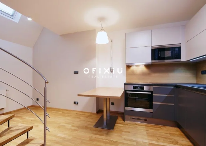 Pronájem bytu · 2+kk · 53 m²