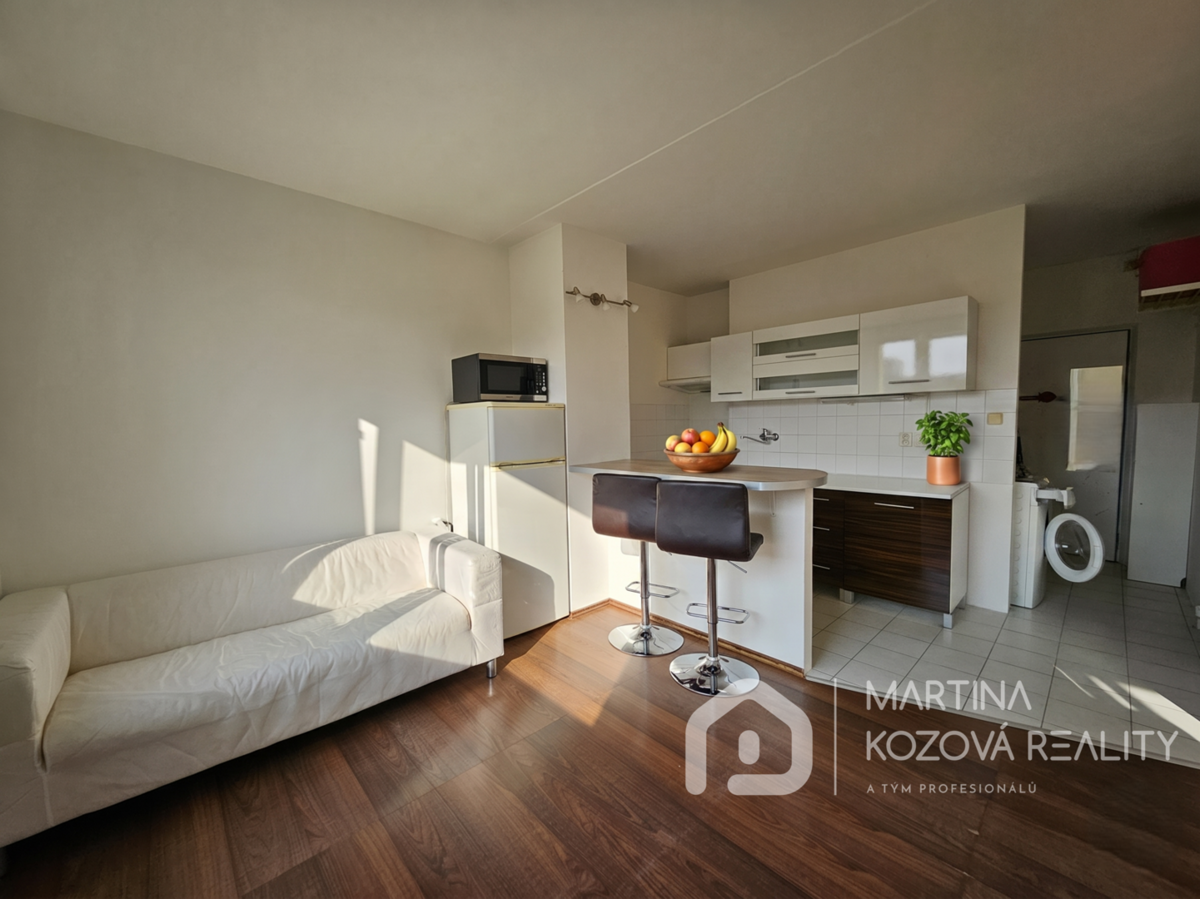 Pronájem bytu · 2+kk · 40 m²