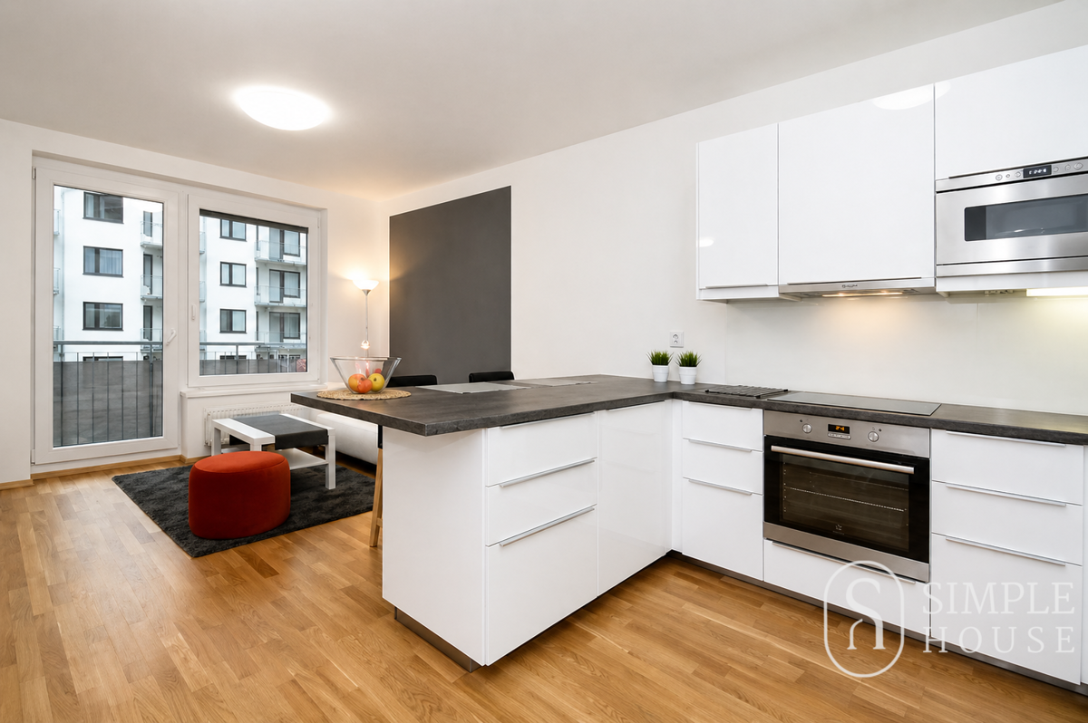 Pronájem bytu · 2+kk · 53 m²