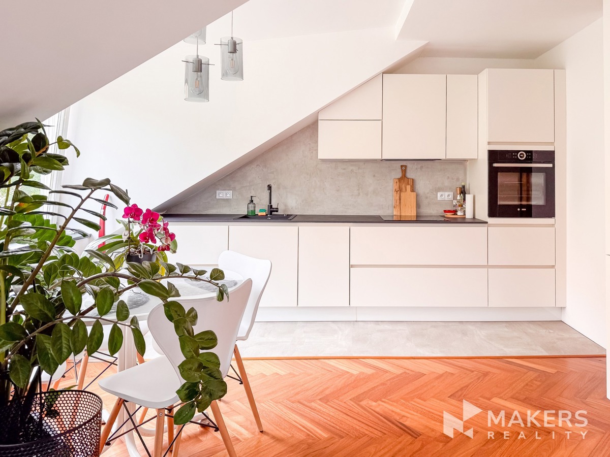 Căn hộ cho thuê · 2+kk · 61 m²
