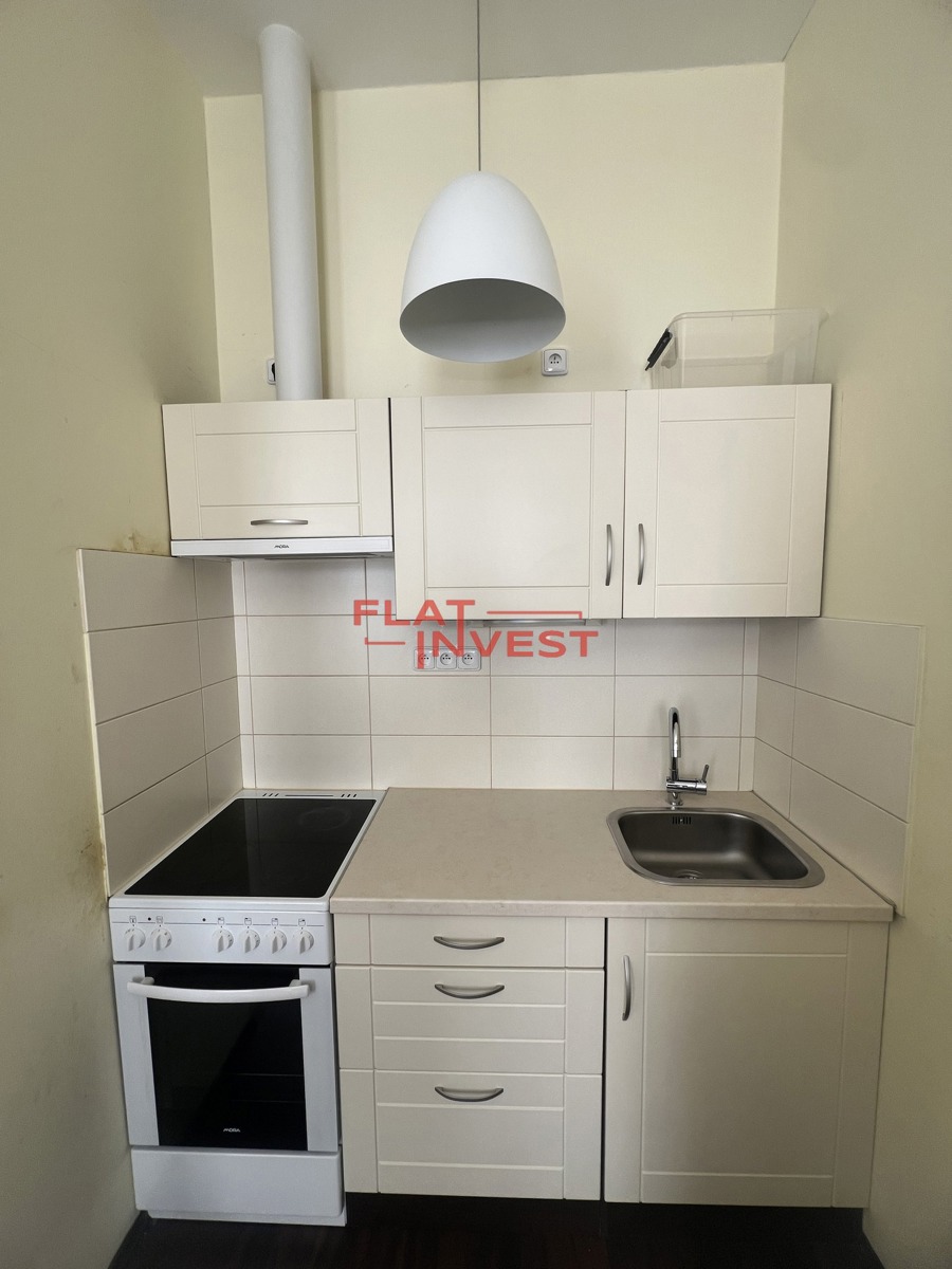Pronájem bytu · 2+kk · 42 m²