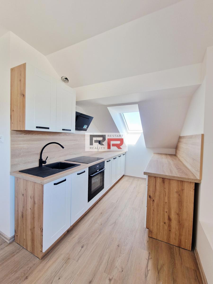 Pronájem bytu · 2+kk · 45 m²