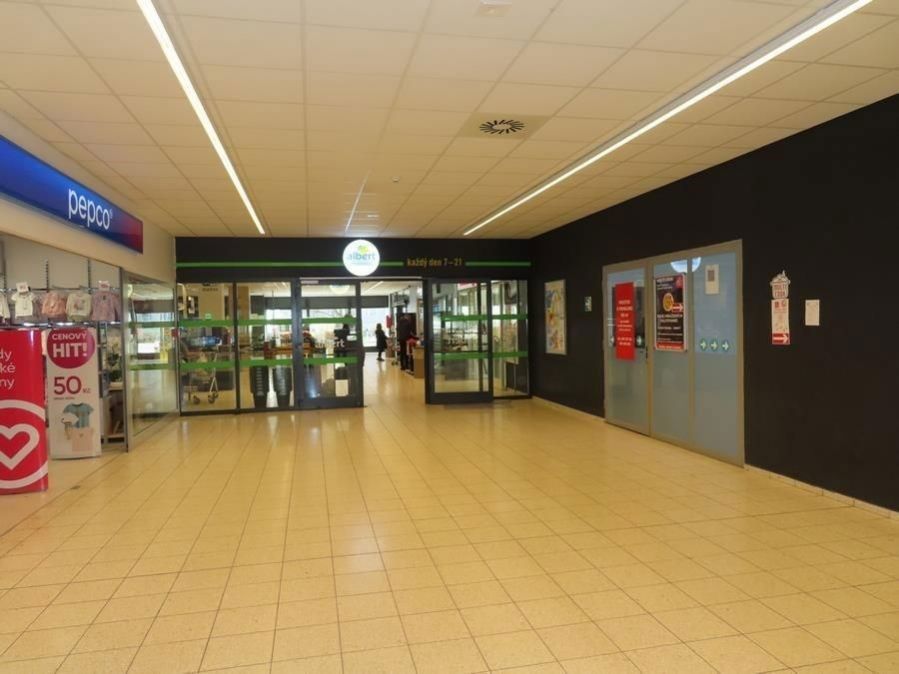 Commercial property for rent · Retail space · 55 m²