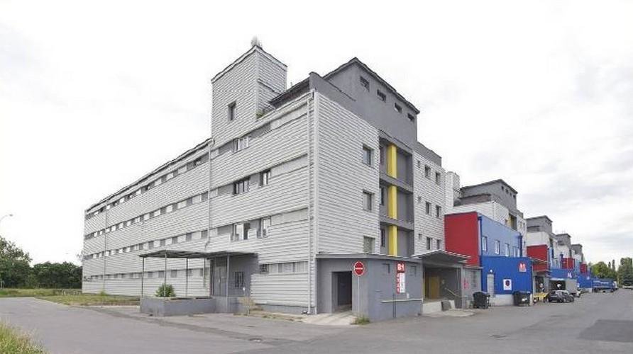 Photo 1/3