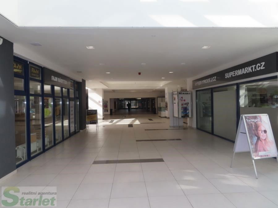 Commercial property for rent · Retail space · 102 m²