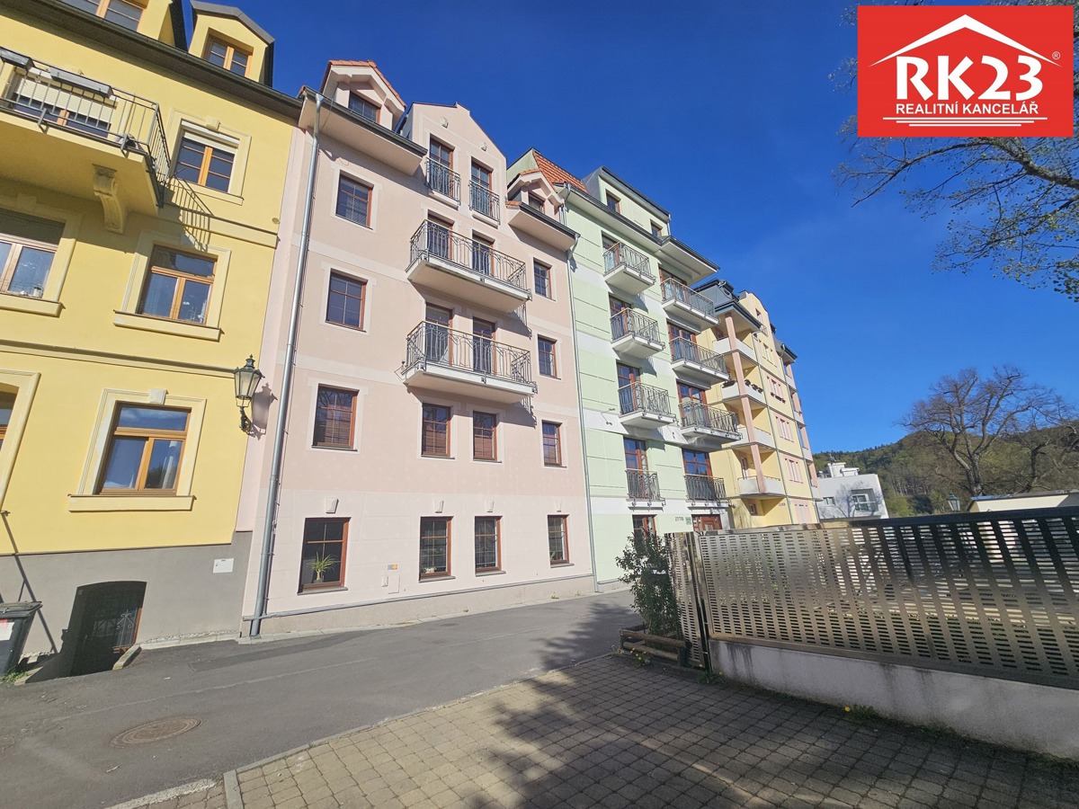 Продаж квартири · 3+kk · 153 m²