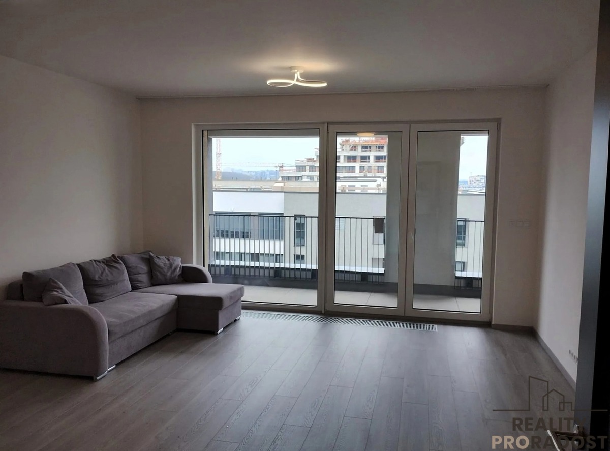 Аренда квартиры · 1+kk · 41 m²