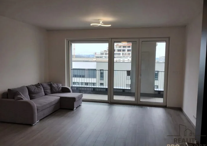 Оренда квартири · 1+kk · 41 m²