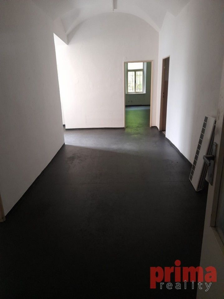 Bất động sản thương mại cho thuê · Văn phòng · 98 m²