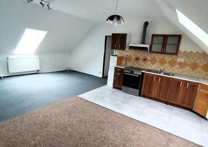 Оренда квартири · 4+kk · 103 m²