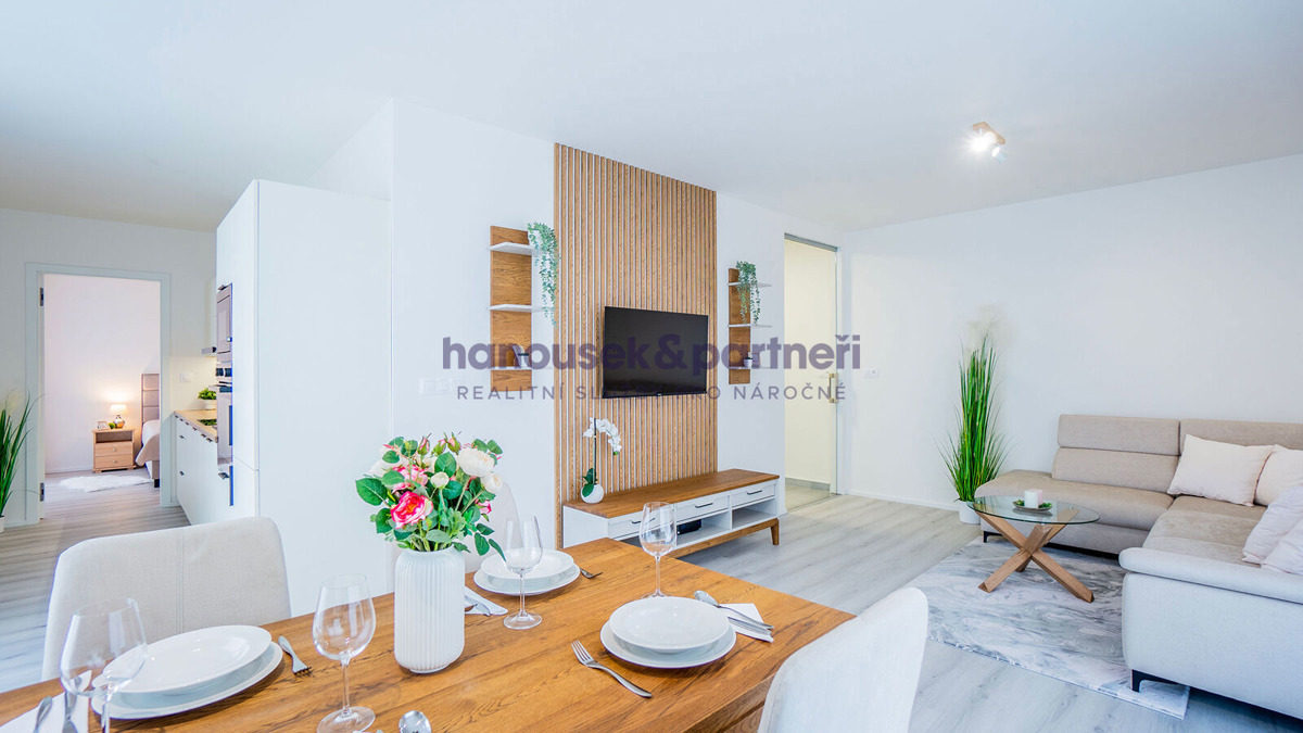 Prodej bytu · 2+kk · 66 m²