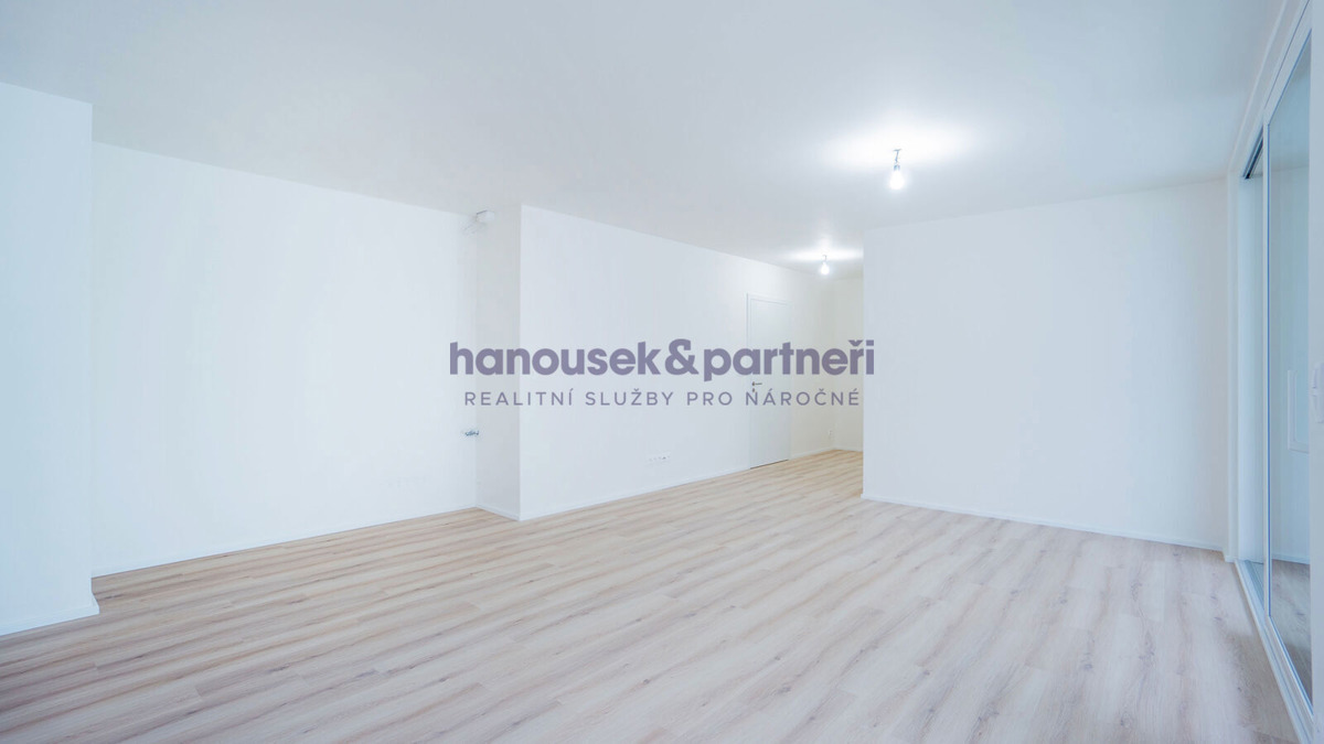 Fotografie 2 - Prodej bytu · 2+kk · 68 m²