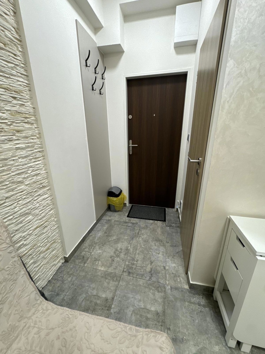Pronájem bytu · 2+kk · 23 m²