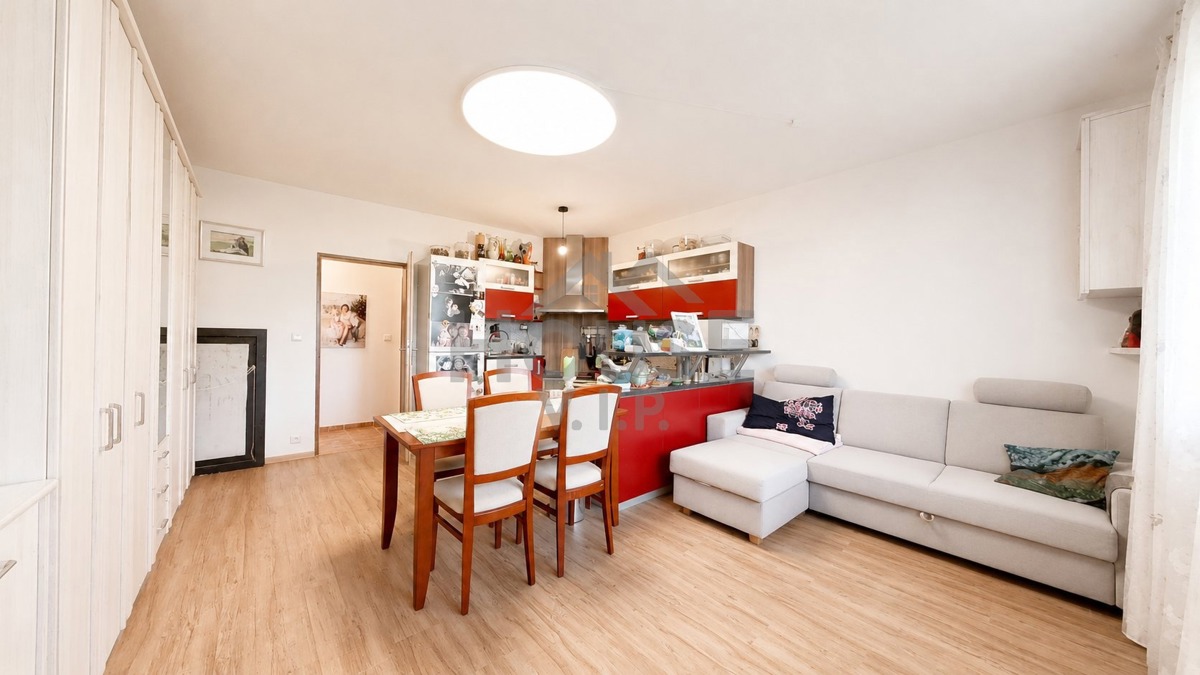 Căn hộ bán · 2+kk · 56 m²