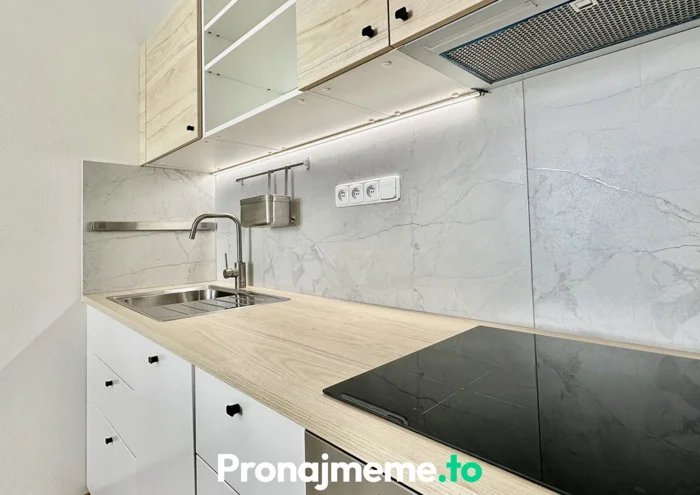 Căn hộ cho thuê · 2+kk · 42 m²