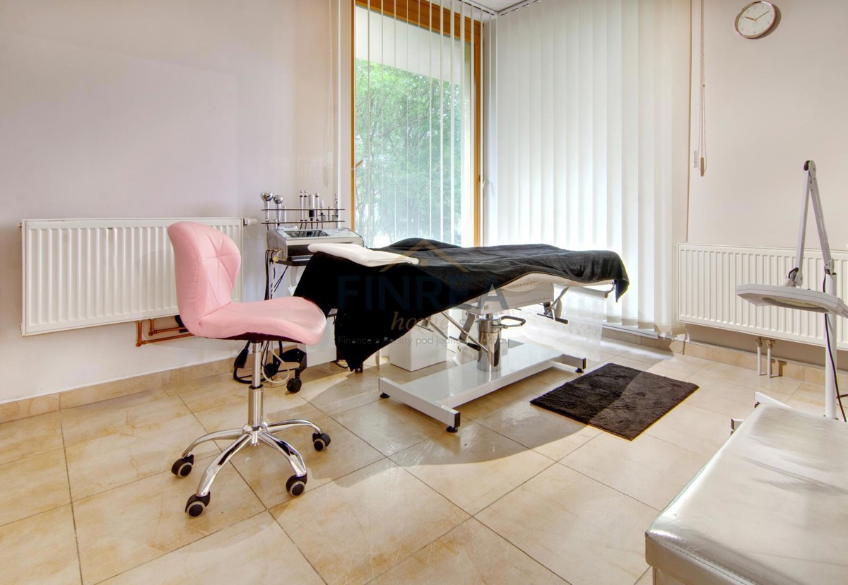 Commercial property for rent · 84 m²