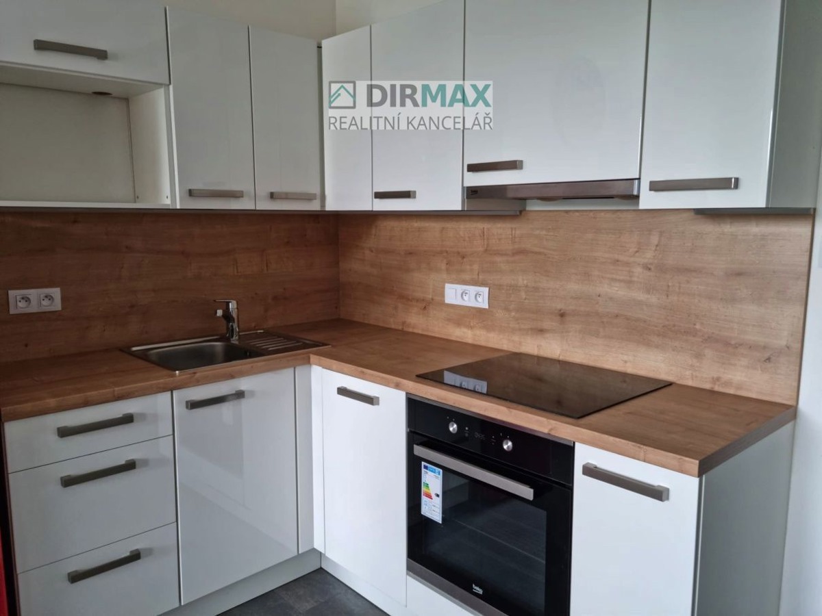 Pronájem bytu · 2+kk · 62 m²