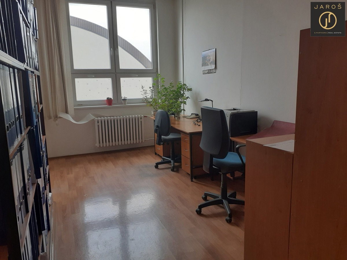Оренда комерційної нерухомості · Офіс · 20 m²