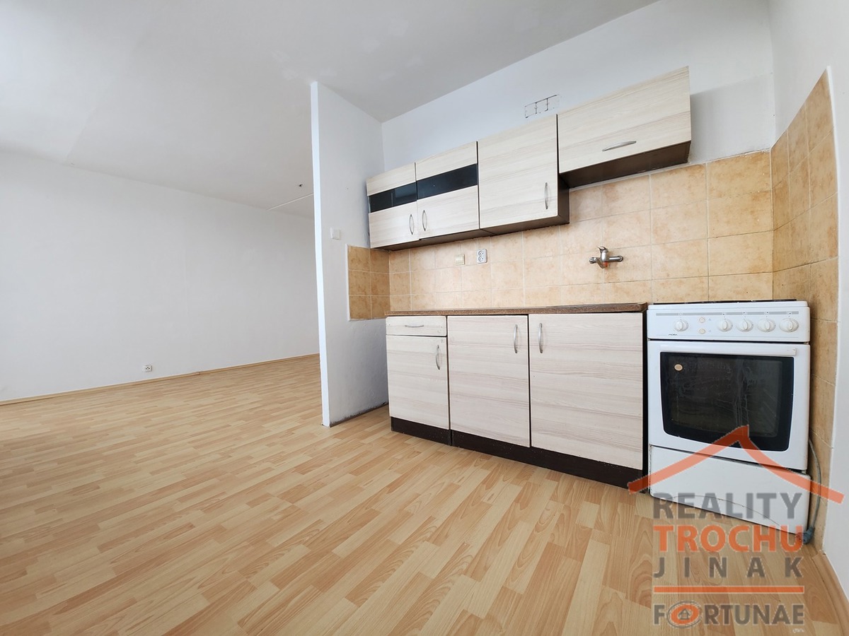 Fotografie 2 - Pronájem bytu · 4+1 · 76 m²