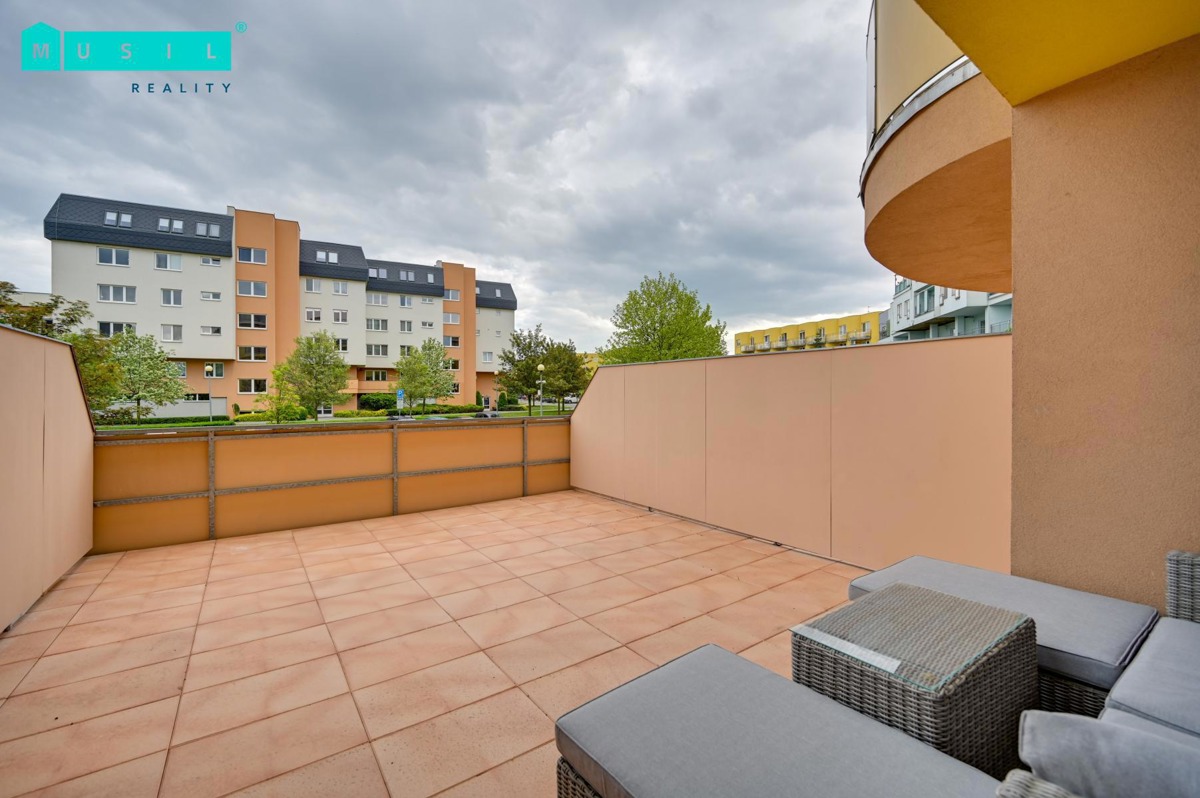 Pronájem bytu · 1+kk · 30 m²