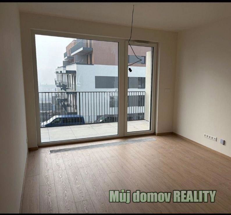 Photo 6/8